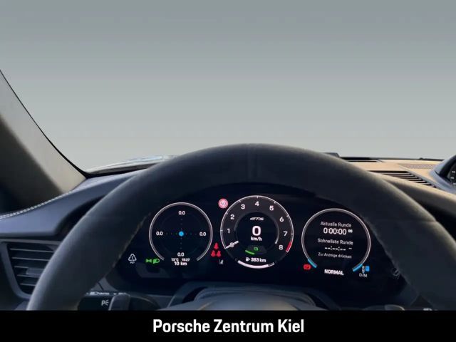 Porsche 992 4 Coupé GTS Targa