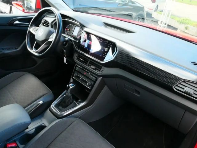 Volkswagen T-Cross Style