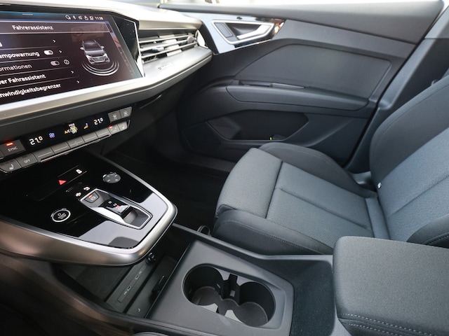 Audi Q4 e-tron SUV 45 e-tron Audi Q4 e-tron