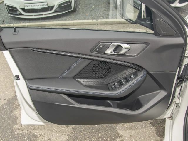 BMW 118 118i M-Sport Sedan