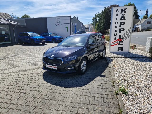 Skoda Fabia 130 Jahre Edition   AHZV, 5 J. Garantie, SmartLink