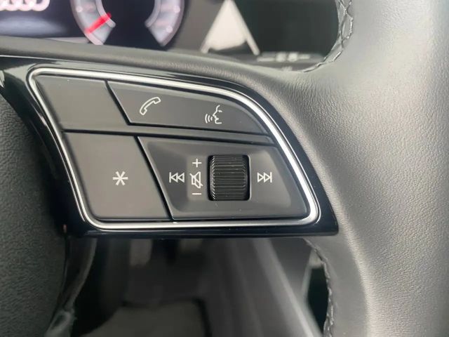 Audi A3 30 TFSI Sedan