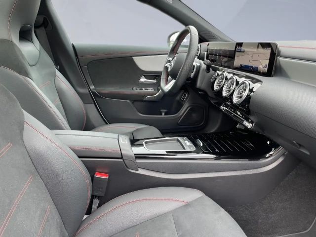 Mercedes-Benz CLA 200 AMG Line Shooting Brake