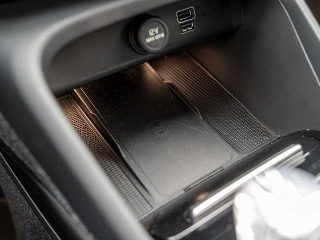 Volvo XC40 Bright Plus Recharge T4