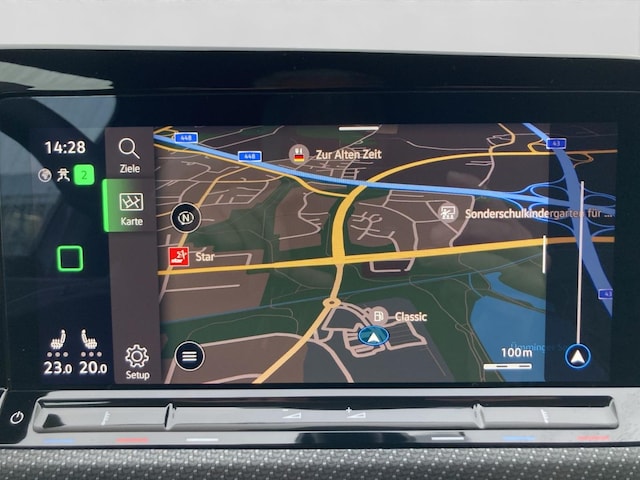 Volkswagen Golf 1.5 eTSI DSG R-Line Variant