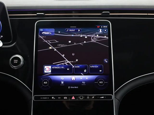 Mercedes-Benz EQE 300 Sedan