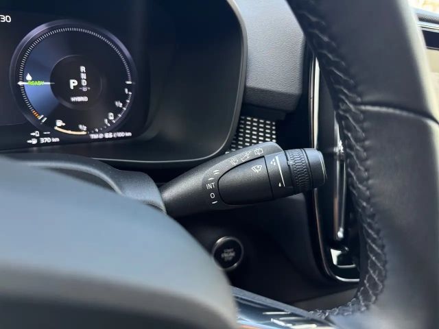 Volvo XC40 R-Design Recharge