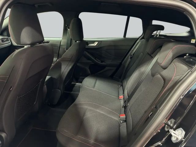 Ford Focus EcoBoost ST Line Wagon