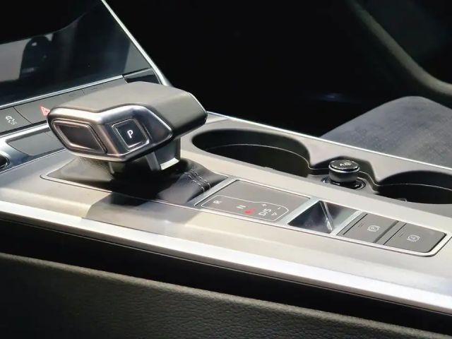 Audi A6 Hybride Quattro S-Tronic Sedan