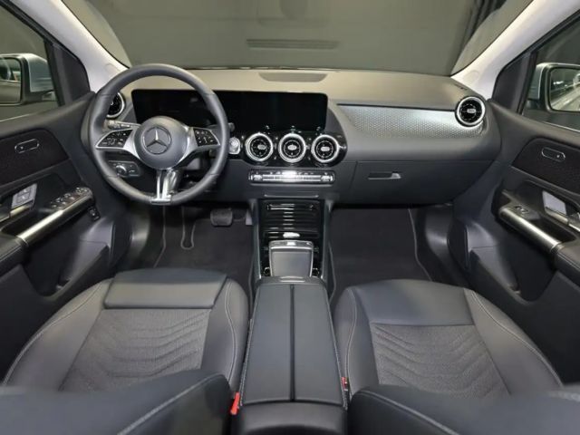 Mercedes-Benz B 200 Progressive