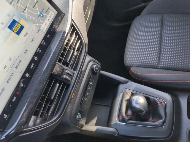 Ford Focus EcoBoost ST Line