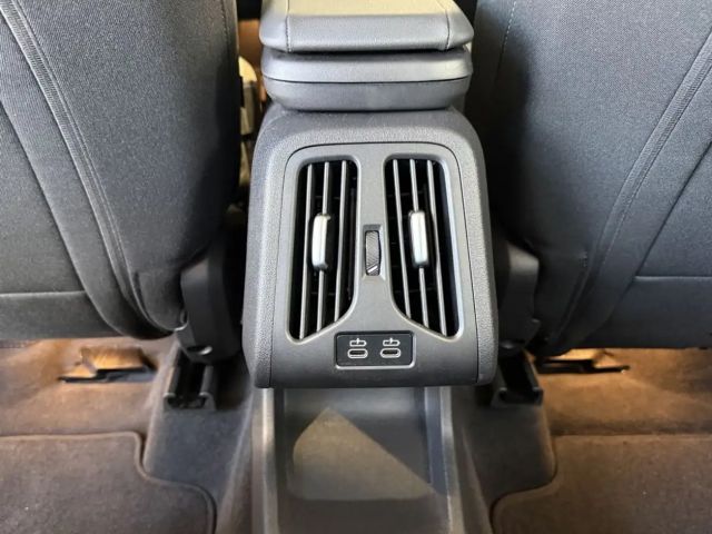 BMW 218 218i Active Tourer