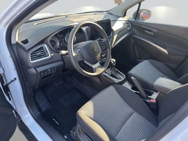 Suzuki S-Cross Hybrid