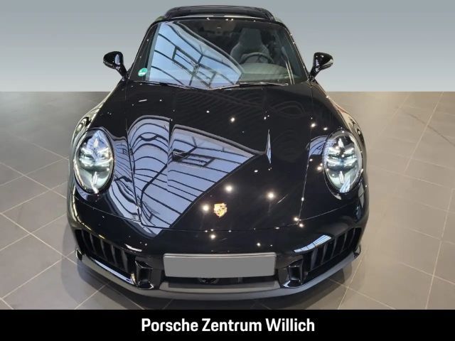 Porsche 992 4 Coupé GTS Targa