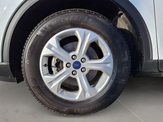 Ford Kuga Cool & Connect
