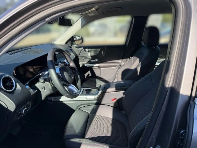 Mercedes-Benz GLB 220 4MATIC Progressive