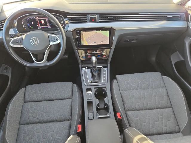 Volkswagen Passat 2.0 TSI Business DSG Variant