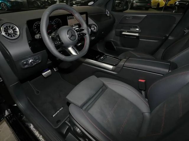 Mercedes-Benz B 200 AMG Line