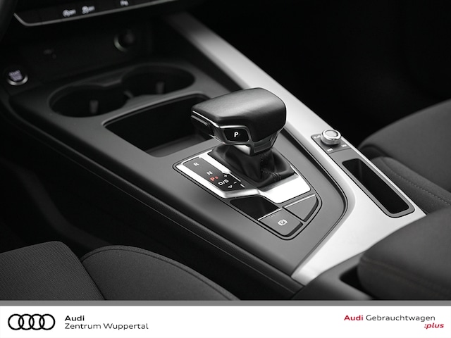 Audi A4 35 TFSI S-Line S-Tronic Sedan