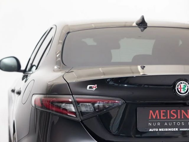 Alfa Romeo Giulia AT8 Q4 Veloce