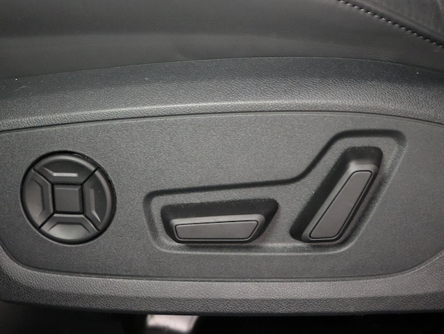 Audi S6 Avant Quattro