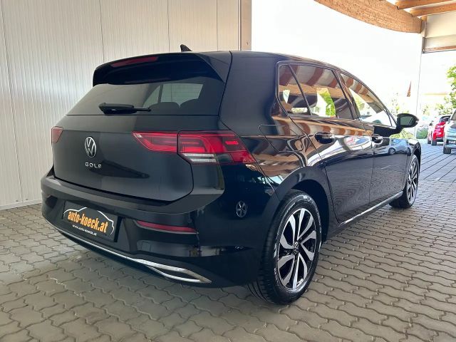 Volkswagen Golf Active