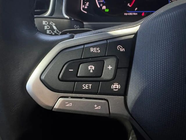 Volkswagen T-Roc 1.5 TSI DSG Style