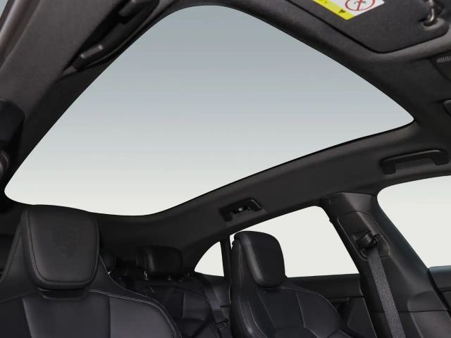 Porsche Taycan 4S Cross Turismo