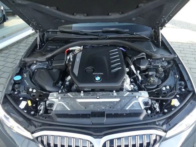 BMW 330 330d Touring xDrive