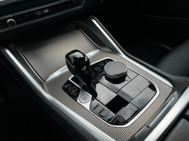 BMW X6 Coupé Individual M50i