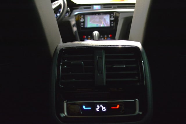 Volkswagen Passat Business DSG R-Line Variant