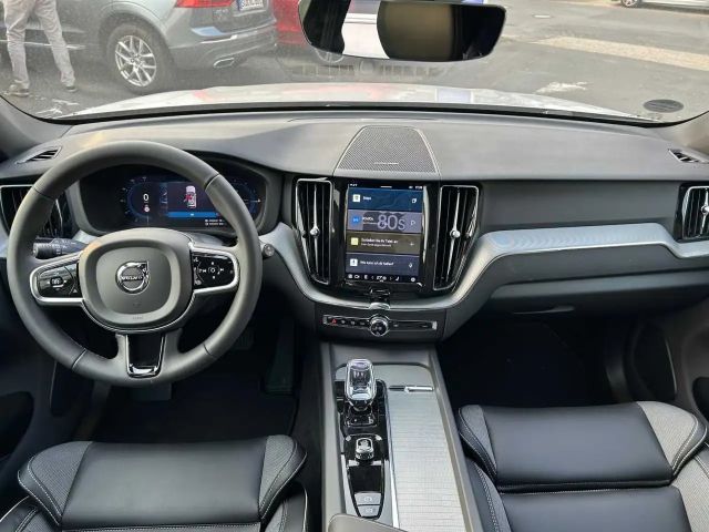 Volvo XC60 AWD Dark Plus T6