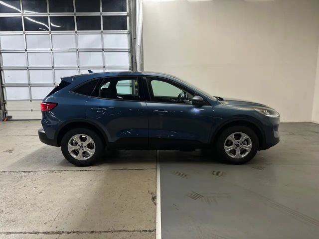 Ford Kuga Cool & Connect