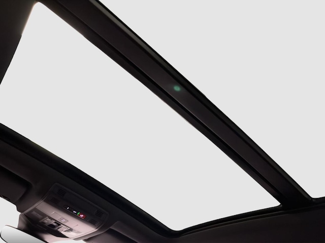 Volkswagen T-Roc 1.5 TSI DSG Plus R-Line