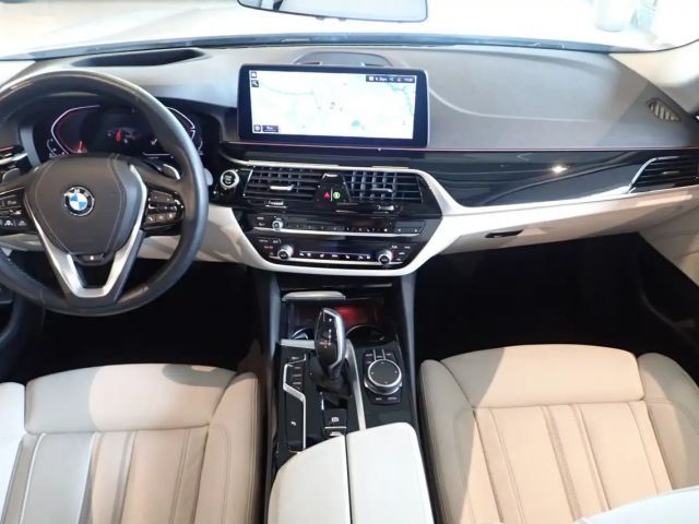 BMW 530 530d Touring xDrive