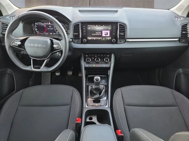 Skoda Karoq 1,0TSI 115PS Navi/LED/ACC/Kamera/Winterp.    **