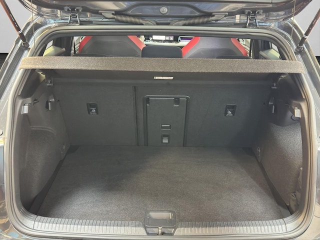 Volkswagen Golf 2.0 TSI DSG GTI