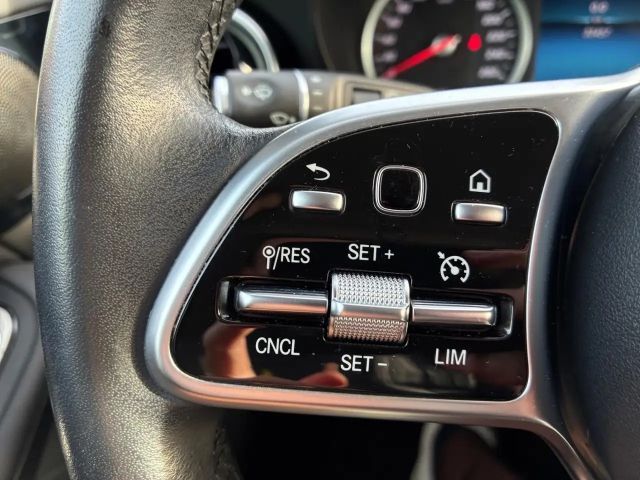 Mercedes-Benz GLC 300 4MATIC