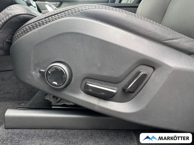 Volvo XC90 AWD Dark Plus T8