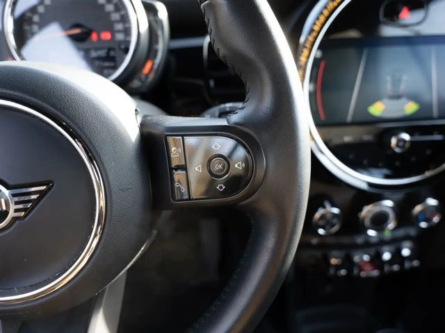 MINI One Classic Trim LED SHZ PDC KEYLESS KLIMA