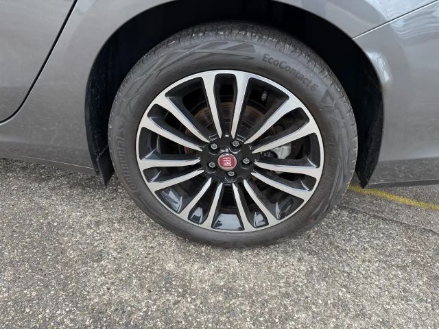 Fiat Tipo CityCross Life