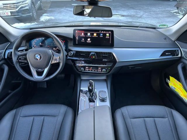 BMW 520 520d 520i Touring xDrive
