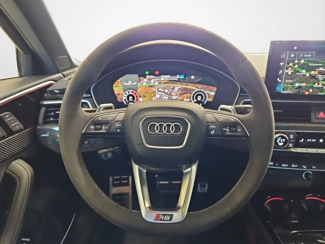 Audi RS4 Avant Competition Quattro