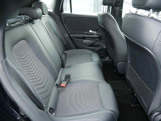 Mercedes-Benz GLA 250 GLA 250 e Style