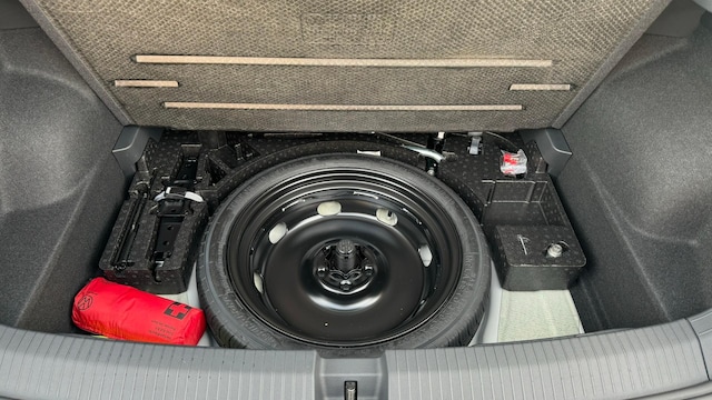 Volkswagen T-Roc T-ROC 2.0    R-L  BT140 TSID7A