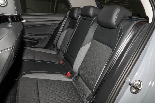 Volkswagen Golf 2.0 TDI DSG