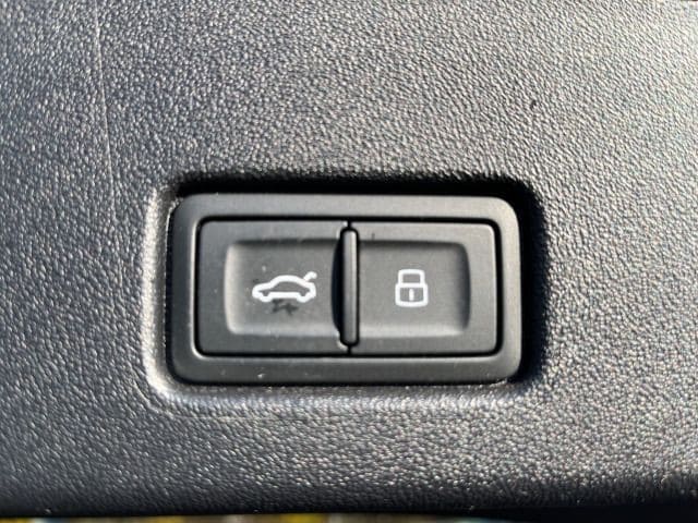 Audi Q4 e-tron SUV 45 e-tron Audi Q4 e-tron