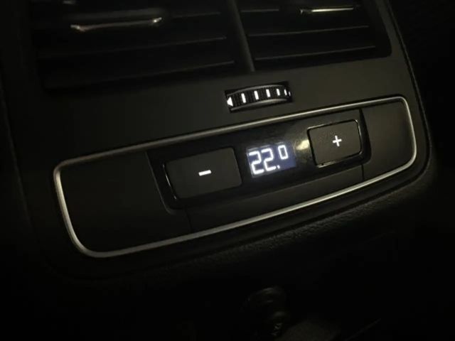 Audi A4 35 TDI Avant S-Line