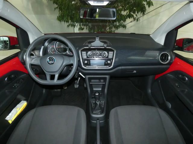 Volkswagen up! Move Move up!