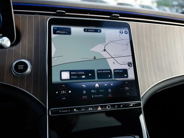 Mercedes-Benz EQS 450 Sedan